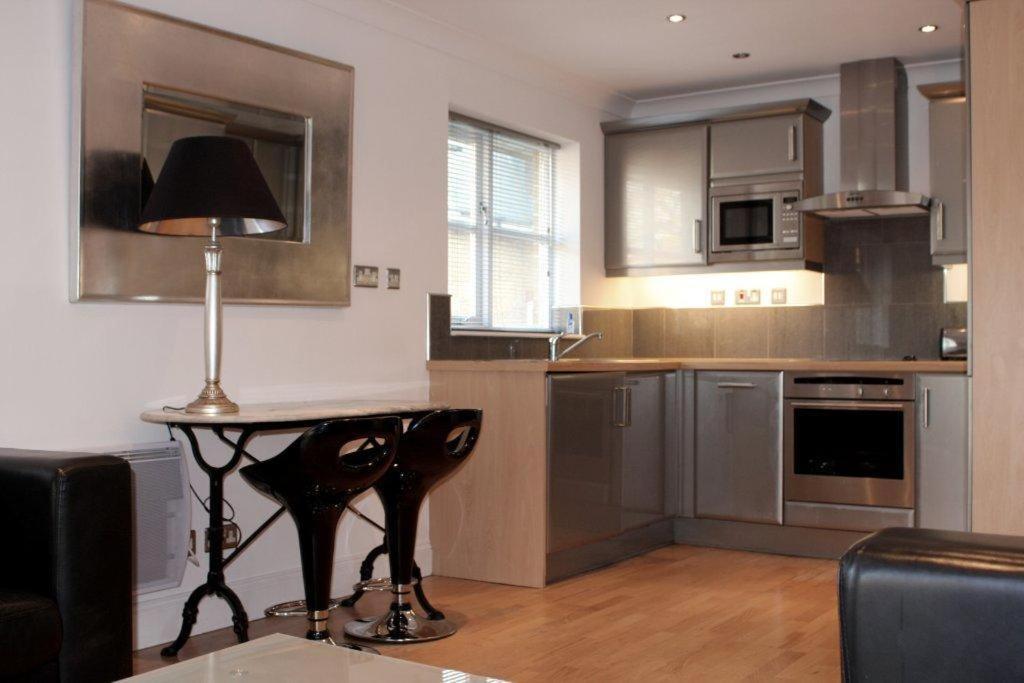 Parks Serviced Apartments Hertford Room photo